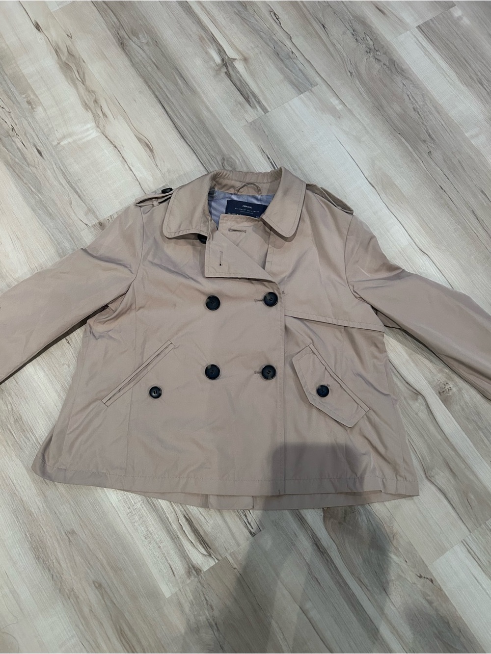ZARA Size small Women's Tan Short Trench Coat - Classic Double-Breasted Style